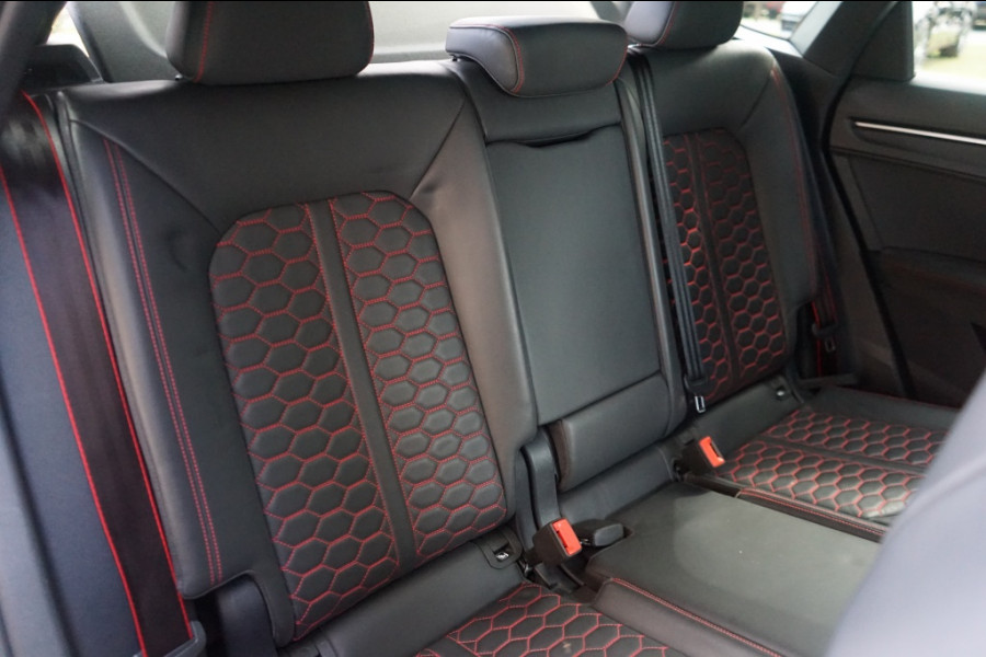Audi RSQ3 2.5 TFSI Quattro Sportback RS Q3 Pano/Sonos/RED-RSZetels/Nardo-grey