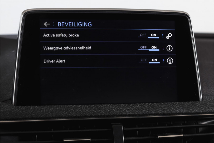 Peugeot 3008 1.2 PureTech 130 PK Blue Lease Premium - Automaat | Dig. Cockpit | Cruise | Stoelverw. | PDC | Camera | NAV + App. Connect | ECC | Elek. Klep | LM 19" |