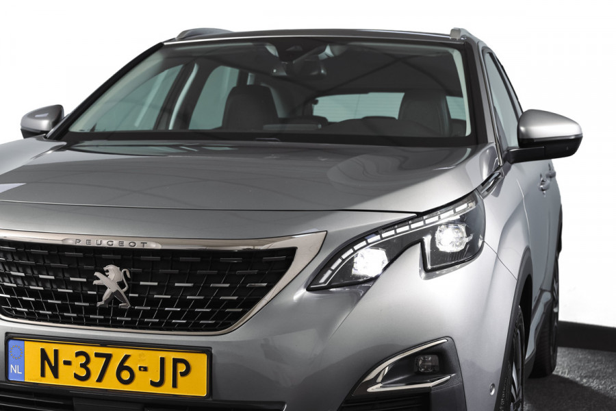 Peugeot 3008 1.2 PureTech 130 PK Blue Lease Premium - Automaat | Dig. Cockpit | Cruise | Stoelverw. | PDC | Camera | NAV + App. Connect | ECC | Elek. Klep | LM 19" |