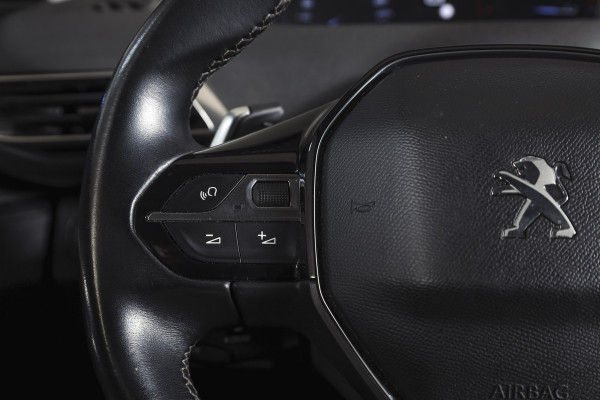 Peugeot 3008 1.2 PureTech 130 PK Blue Lease Premium - Automaat | Dig. Cockpit | Cruise | Stoelverw. | PDC | Camera | NAV + App. Connect | ECC | Elek. Klep | LM 19" |