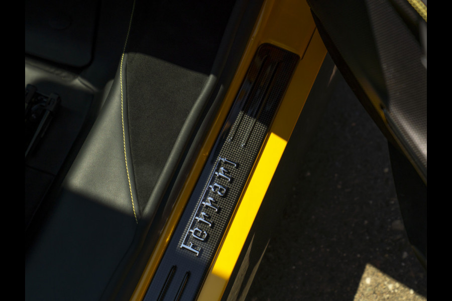 Ferrari SF90 Stradale 4.0 V8 | Full carbon | Giallo Triplo Strato | Atelier Car | Lift | Warranty 05-2027