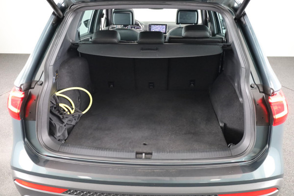Seat Tarraco 1.4 TSI e-Hybrid PHEV Xcellence 245 pk Automaat | Navigatie | Panoramadak | Parkeersensoren (Park assist) | Rondomzicht camera | Adaptieve cruise control | Stoelverwarming V+A | Lederen bekleding |