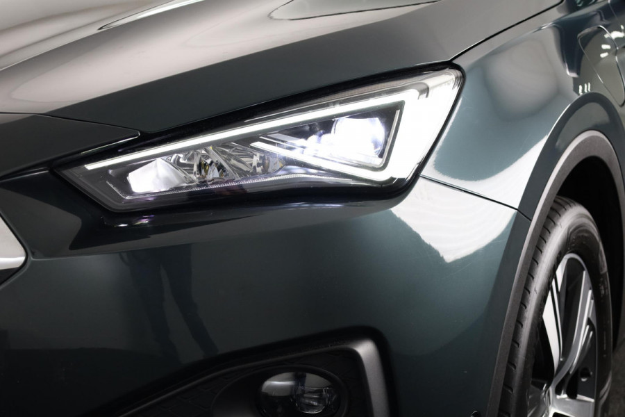 Seat Tarraco 1.4 TSI e-Hybrid PHEV Xcellence 245 pk Automaat | Navigatie | Panoramadak | Parkeersensoren (Park assist) | Rondomzicht camera | Adaptieve cruise control | Stoelverwarming V+A | Lederen bekleding |