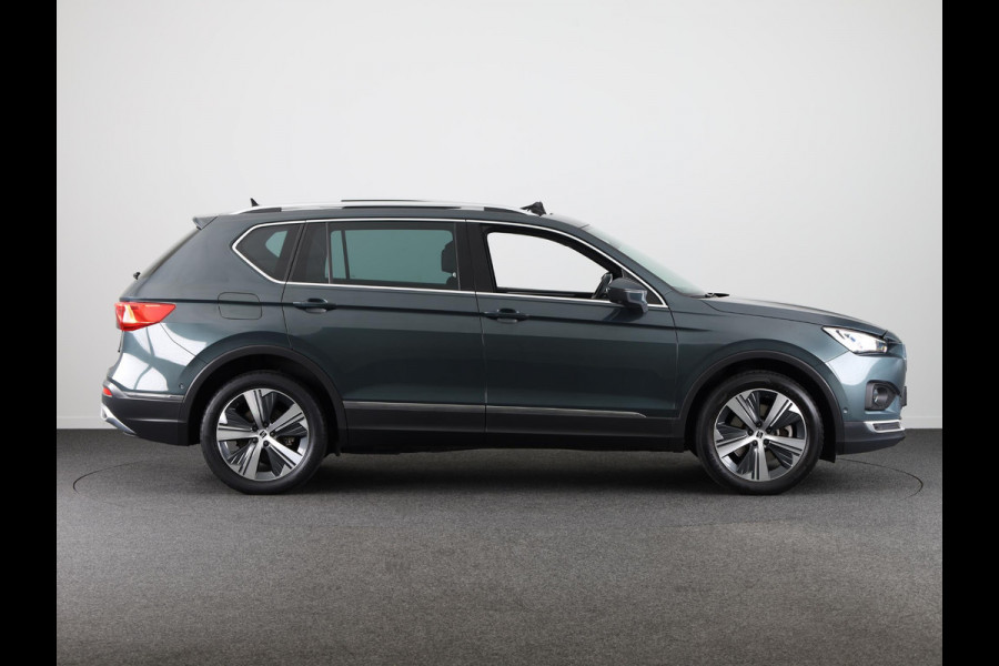 Seat Tarraco 1.4 TSI e-Hybrid PHEV Xcellence 245 pk Automaat | Navigatie | Panoramadak | Parkeersensoren (Park assist) | Rondomzicht camera | Adaptieve cruise control | Stoelverwarming V+A | Lederen bekleding |