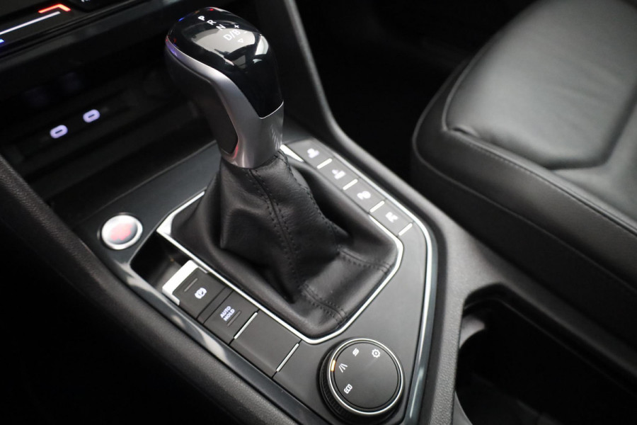 Seat Tarraco 1.4 TSI e-Hybrid PHEV Xcellence 245 pk Automaat | Navigatie | Panoramadak | Parkeersensoren (Park assist) | Rondomzicht camera | Adaptieve cruise control | Stoelverwarming V+A | Lederen bekleding |