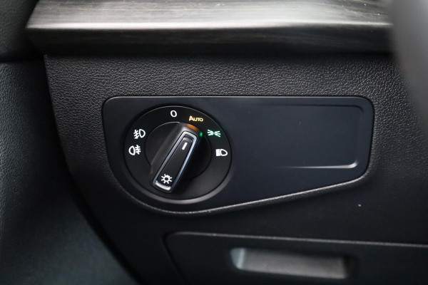 Seat Tarraco 1.4 TSI e-Hybrid PHEV Xcellence 245 pk Automaat | Navigatie | Panoramadak | Parkeersensoren (Park assist) | Rondomzicht camera | Adaptieve cruise control | Stoelverwarming V+A | Lederen bekleding |