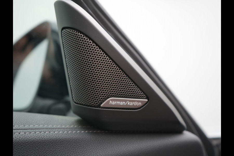 BMW Z4 Roadster M40i M Sport 340pk Dealer O.H. | Adaptive Cruise | Camera | Harman / Kardon | Lederen Sportstoelen Memory & Verwarmd | Adaptief Onderstel | Sfeerverlichting | Stuur Verwarmd | 19"L.M | Apple Carplay | Virtual | Navigatie |