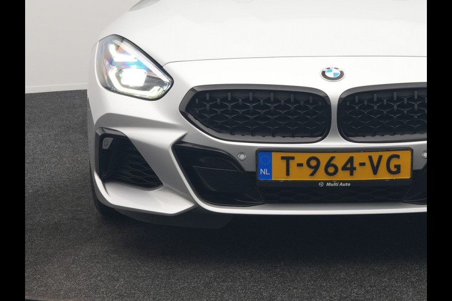 BMW Z4 Roadster M40i M Sport 340pk Dealer O.H. | Adaptive Cruise | Camera | Harman / Kardon | Lederen Sportstoelen Memory & Verwarmd | Adaptief Onderstel | Sfeerverlichting | Stuur Verwarmd | 19"L.M | Apple Carplay | Virtual | Navigatie |