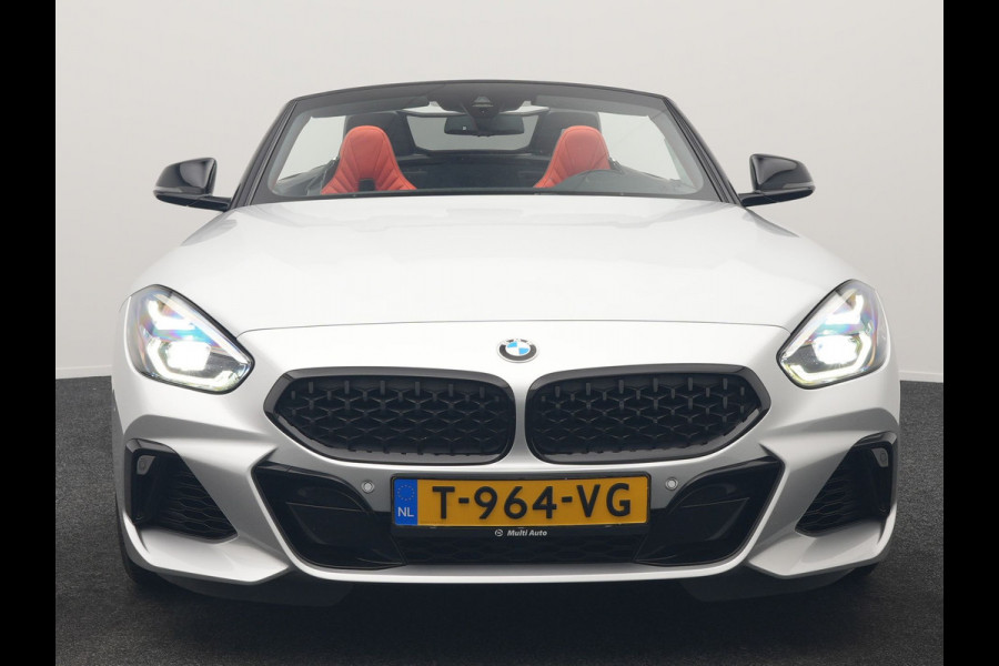 BMW Z4 Roadster M40i M Sport 340pk Dealer O.H. | Adaptive Cruise | Camera | Harman / Kardon | Lederen Sportstoelen Memory & Verwarmd | Adaptief Onderstel | Sfeerverlichting | Stuur Verwarmd | 19"L.M | Apple Carplay | Virtual | Navigatie |