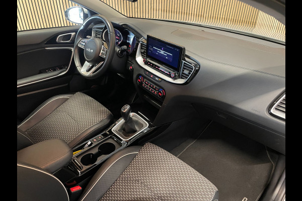 Kia Ceed Sportswagon 1.0 T-GDi DynamicPlusLine|120PK|1/2 LEDER|ANDROID/CARPLAY|CAMERA|CRUISE+CLIMATE|PARKEERSENSOREN|IN.BTW|1e EIG