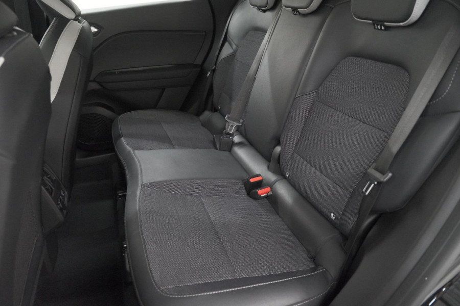 Renault Captur Mild Hybrid 140 EDC Intens | Camera | Navigatie | Parkeersensoren | Stoelverwarming