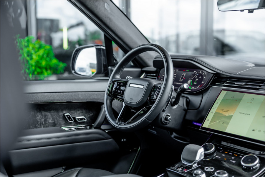 Land Rover Range Rover Sport 3.0 P510e First Edition - BTW | Panorama | 24 Inch Vossen | Meridian | Luchtvering