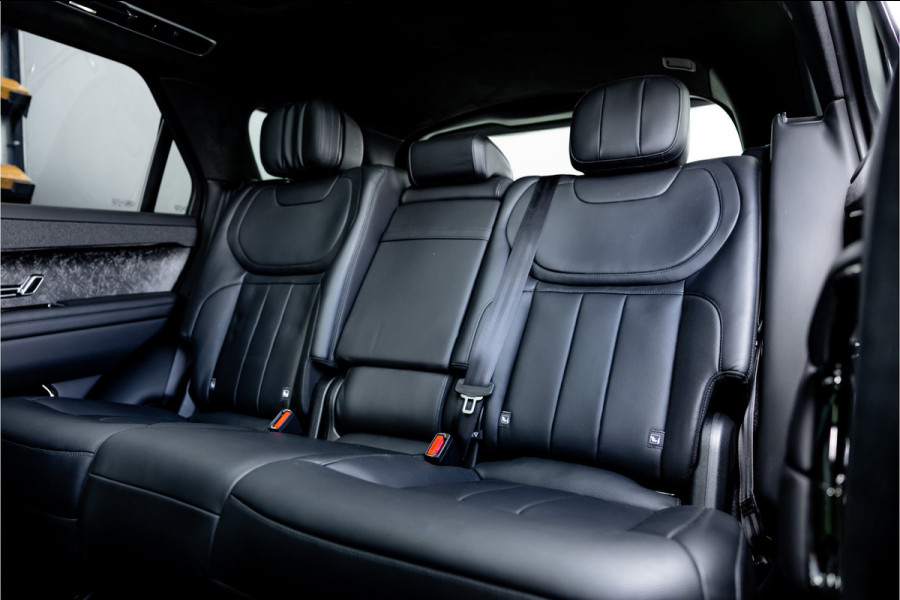 Land Rover Range Rover Sport 3.0 P510e First Edition - BTW | Panorama | 24 Inch Vossen | Meridian | Luchtvering
