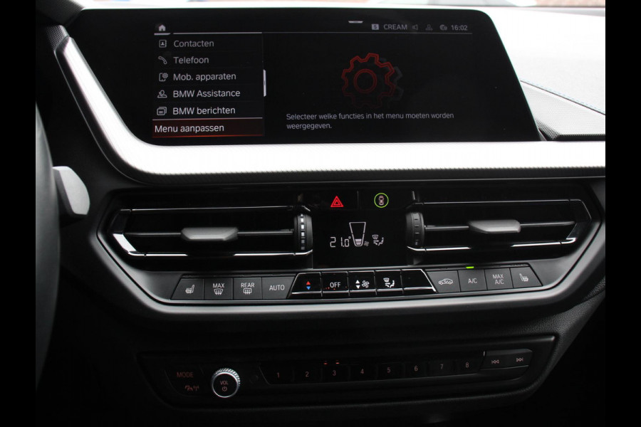 BMW 1-serie 118i M-Sport Climate Control Cruise control Stoelverwarming LED Parkeersensoren Apple carplay / Andriod auto Navigatie
