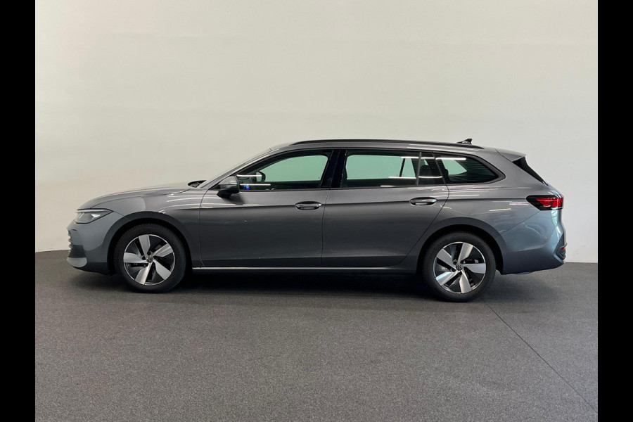 Volkswagen Passat Variant 1.5 eTSI DSG-7 Aut Variant Business Airco ECC Navi Wireless Carplay 17" LM Velgen PDC VA+Camera Adaptive Cruise Control