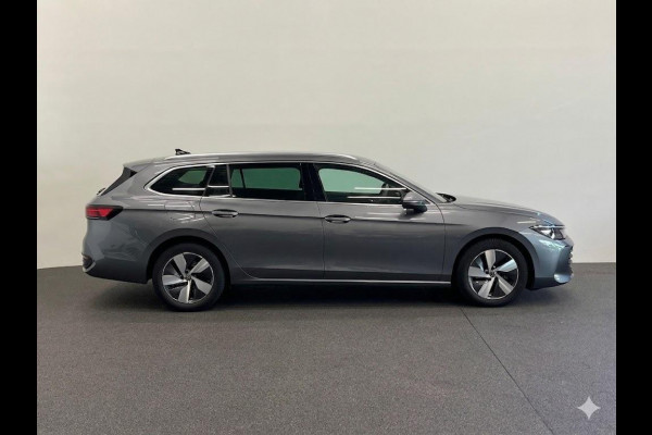 Volkswagen Passat Variant 1.5 eTSI DSG-7 Aut Variant Business Airco ECC Navi Wireless Carplay 17" LM Velgen PDC VA+Camera Adaptive Cruise Control