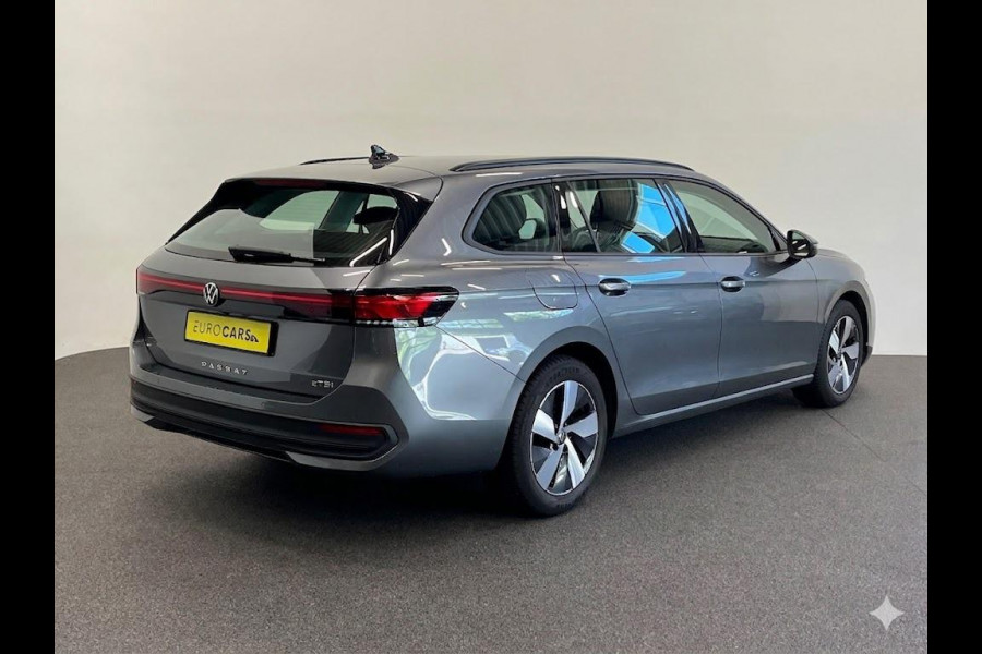 Volkswagen Passat Variant 1.5 eTSI DSG-7 Aut Variant Business Airco ECC Navi Wireless Carplay 17" LM Velgen PDC VA+Camera Adaptive Cruise Control