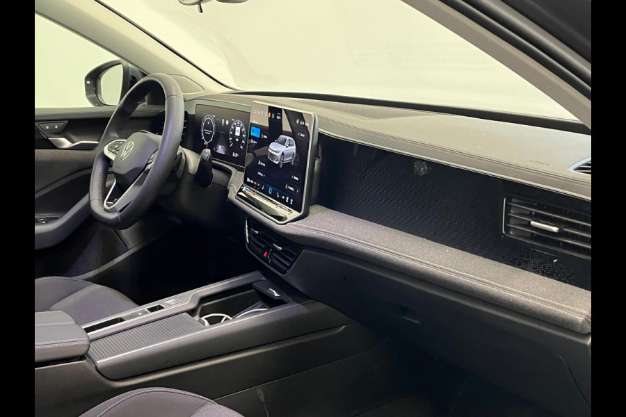 Volkswagen Passat Variant 1.5 eTSI DSG-7 Aut Variant Business Airco ECC Navi Wireless Carplay 17" LM Velgen PDC VA+Camera Adaptive Cruise Control