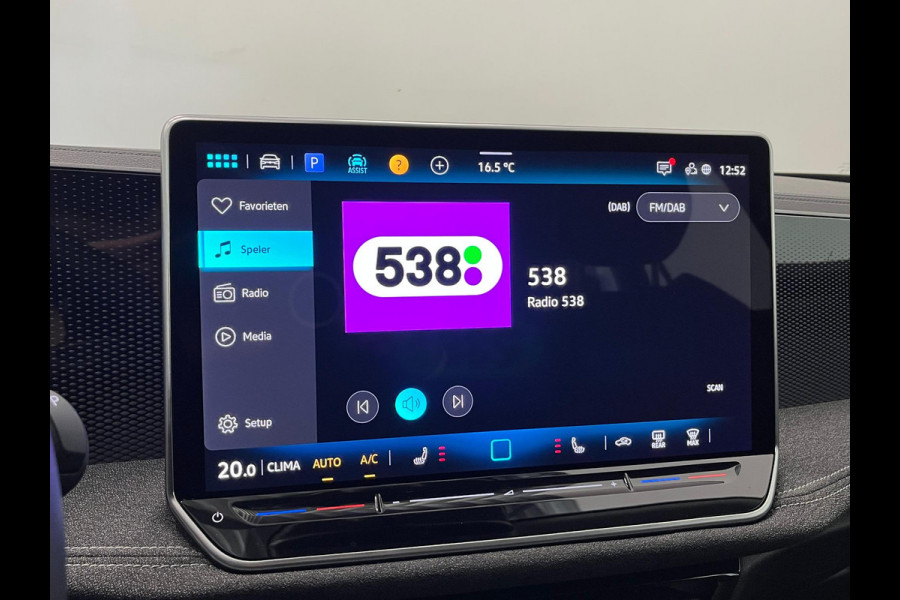 Volkswagen Passat Variant 1.5 eTSI DSG-7 Aut Variant Business Airco ECC Navi Wireless Carplay 17" LM Velgen PDC VA+Camera Adaptive Cruise Control