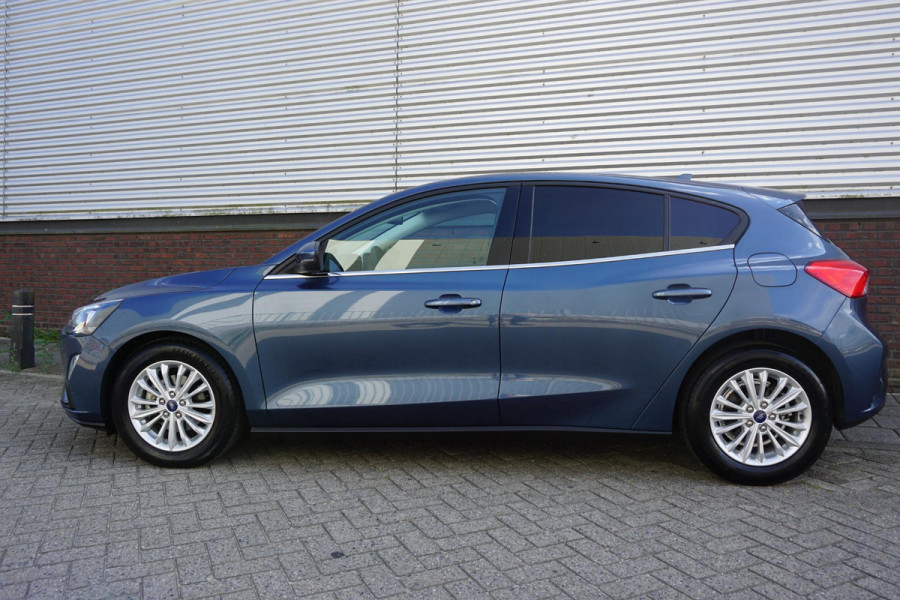 Ford Focus 1.0 EcoB.125pk Hybrid Titanium X Bus./Comf.stoel/ Trekhaak/Camera.