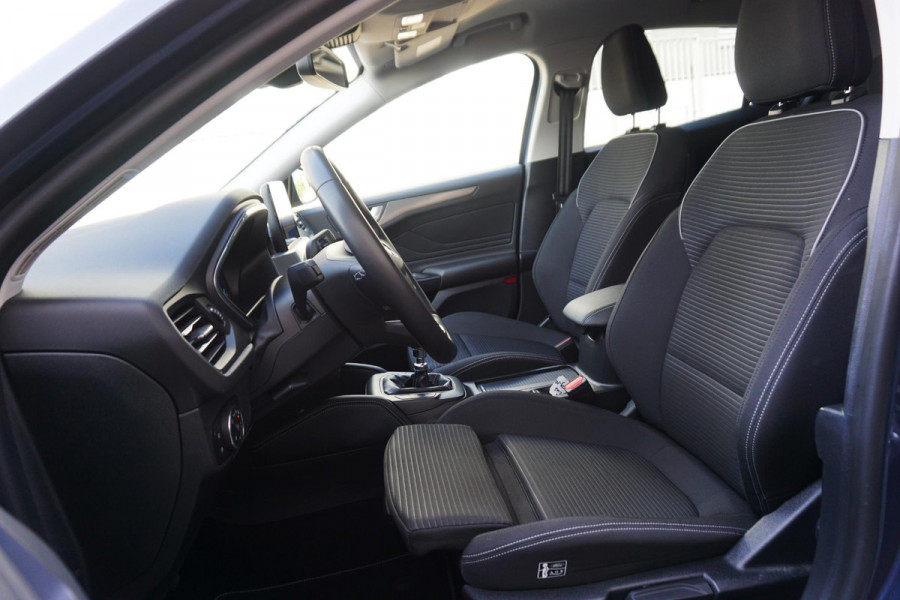 Ford Focus 1.0 EcoB.125pk Hybrid Titanium X Bus./Comf.stoel/ Trekhaak/Camera.
