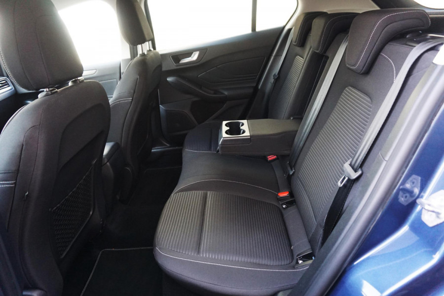 Ford Focus 1.0 EcoB.125pk Hybrid Titanium X Bus./Comf.stoel/ Trekhaak/Camera.