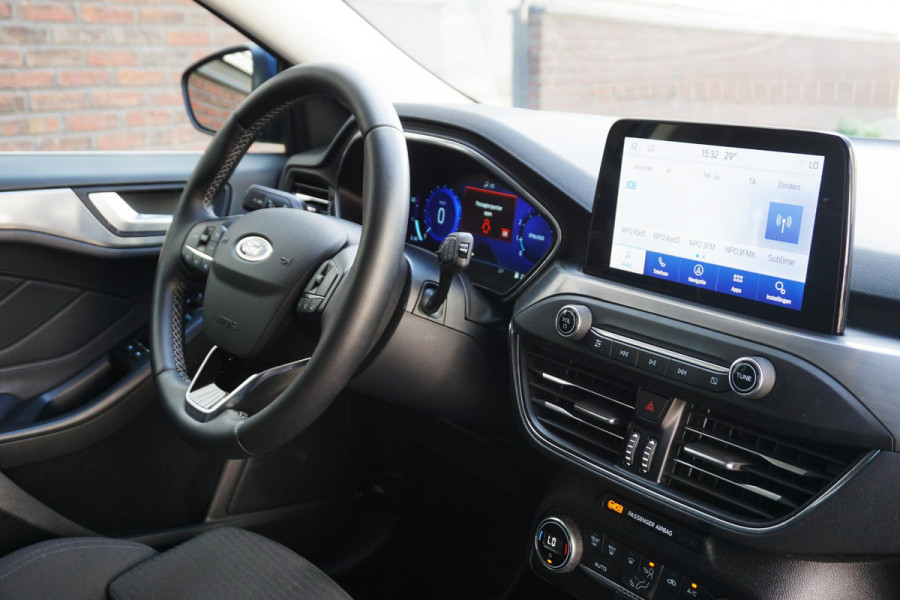 Ford Focus 1.0 EcoB.125pk Hybrid Titanium X Bus./Comf.stoel/ Trekhaak/Camera.