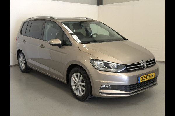 Volkswagen Touran 1.5 TSI Comfortline / NL-auto / BTW / Massage