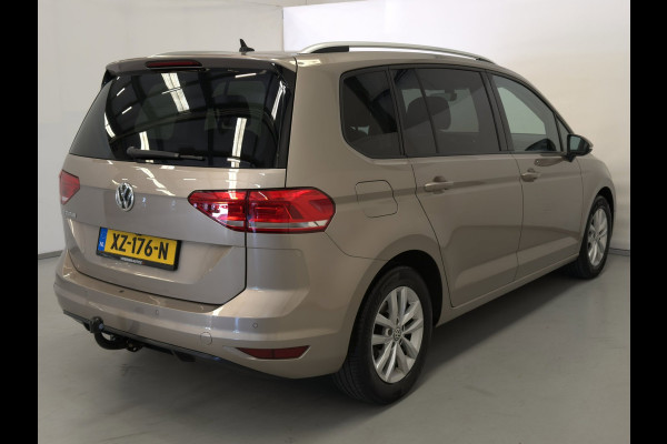 Volkswagen Touran 1.5 TSI Comfortline / NL-auto / BTW / Massage