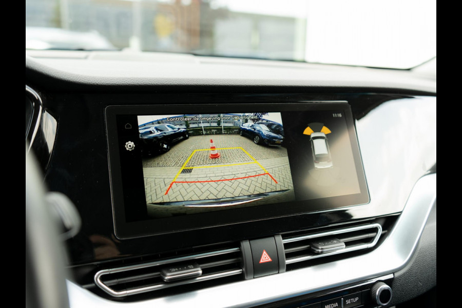Kia e-Niro ExecutiveLine 64 kWh | Stoelverwarming/-ventilatie | Stuurverwarming | Schuif/-kanteldak | JBL | Achteruitrijcamera | Navi | PDC voor & achter