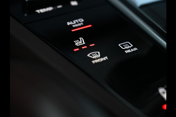 Porsche Cayenne 3.0 E-Hybrid NL-Auto | Panoramadak | Bose | 360 Camera | Soft Close | Sport Chrono | 14-Wegs Memory Seats | Ambiance Interieur | Luchtvering | Stoelverwarming |