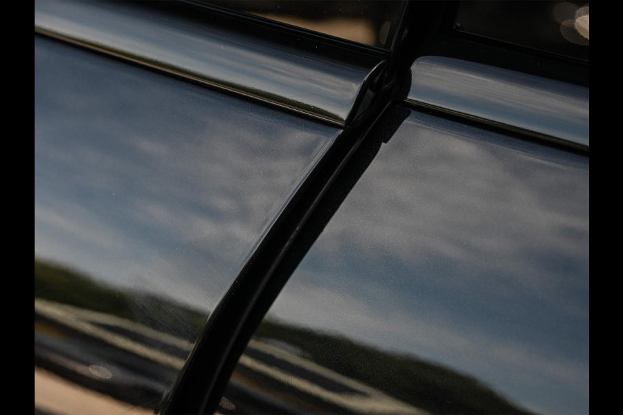 Porsche Cayenne 3.0 E-Hybrid NL-Auto | Panoramadak | Bose | 360 Camera | Soft Close | Sport Chrono | 14-Wegs Memory Seats | Ambiance Interieur | Luchtvering | Stoelverwarming |