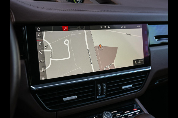 Porsche Cayenne 3.0 E-Hybrid NL-Auto | Panoramadak | Bose | 360 Camera | Soft Close | Sport Chrono | 14-Wegs Memory Seats | Ambiance Interieur | Luchtvering | Stoelverwarming |