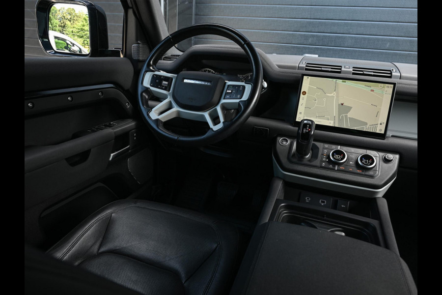 Land Rover Defender 110 2.0 P400e 110 X-Dynamic S | Panoramadak | 360 Camera | Adaptive Cruise Control | Stuur + Stoelverwarming | Trekhaak | Keyless Entry |