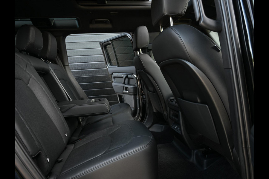 Land Rover Defender 110 2.0 P400e 110 X-Dynamic S | Panoramadak | 360 Camera | Adaptive Cruise Control | Stuur + Stoelverwarming | Trekhaak | Keyless Entry |