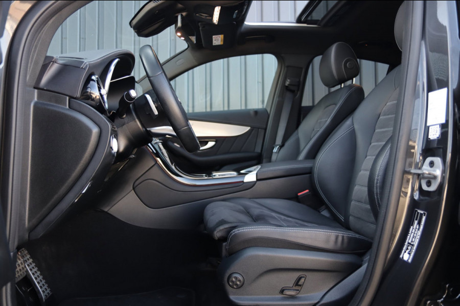 Mercedes-Benz GLC Coupé 300e 4MATIC AMG / PANO / ACC / 360 / KEYLESS / 94% Batterijcond.