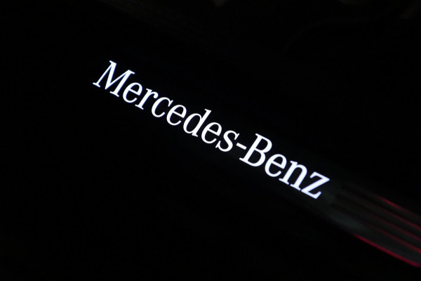 Mercedes-Benz GLC Coupé 300e 4MATIC AMG / PANO / ACC / 360 / KEYLESS / 94% Batterijcond.