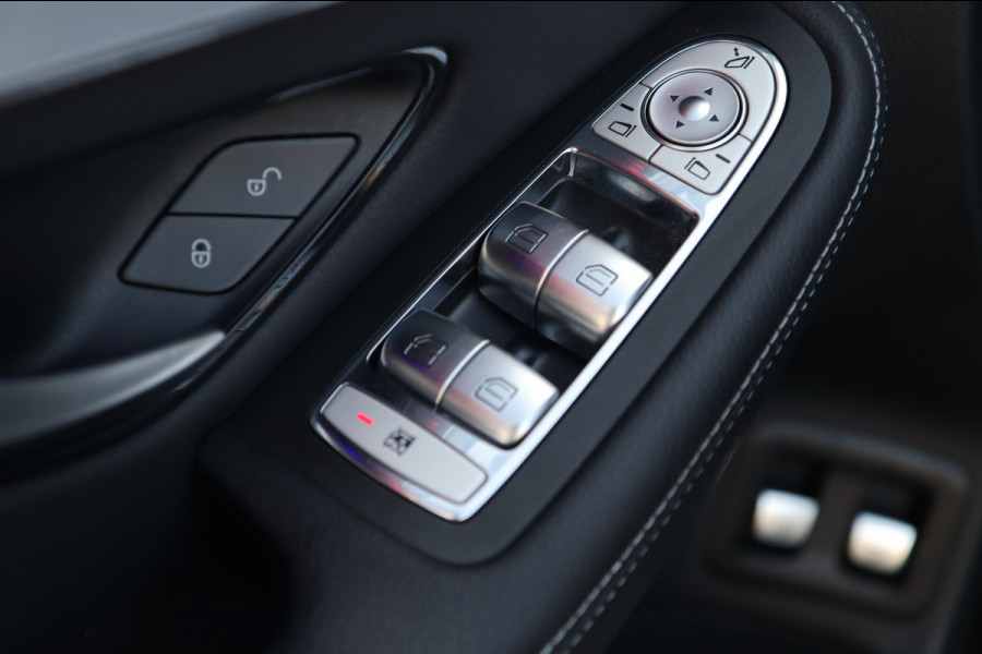 Mercedes-Benz GLC Coupé 300e 4MATIC AMG / PANO / ACC / 360 / KEYLESS / 94% Batterijcond.