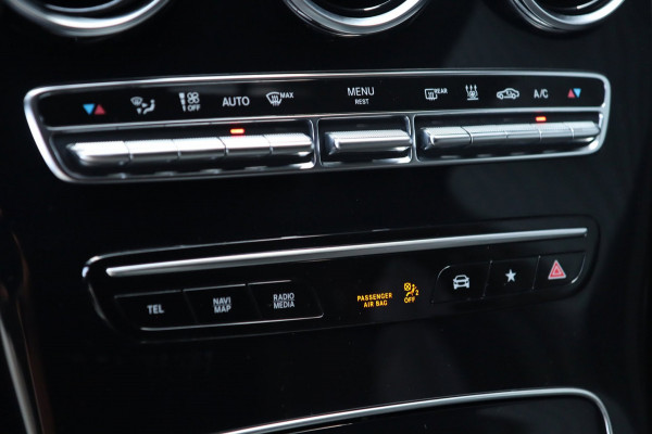 Mercedes-Benz GLC Coupé 300e 4MATIC AMG / PANO / ACC / 360 / KEYLESS / 94% Batterijcond.