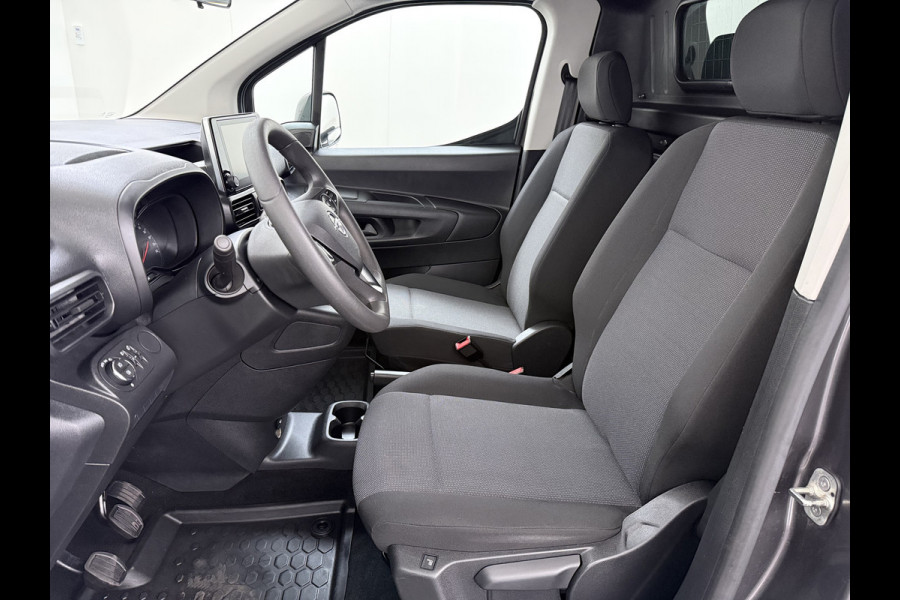 Opel Combo 1.5D 102PK L1H1 Koelkast+Inbouwladen Airco Navi Stoelverwarming Apple Carplay Android Auto Cruise Control DAB Bluetooth Pdc Euro 6 Achterklep Schuifdeur Wandbetimmering Betonplex Vloer 1e Eigenaar Dealeronderhouden Origineel Nederlandse Auto