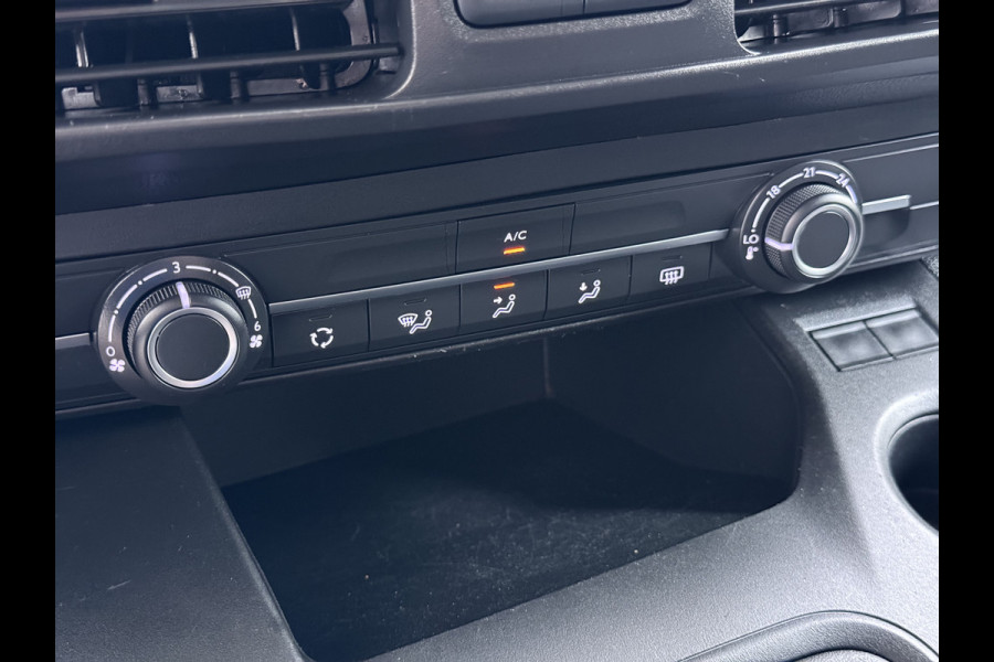 Opel Combo 1.5D 102PK L1H1 Koelkast+Inbouwladen Airco Navi Stoelverwarming Apple Carplay Android Auto Cruise Control DAB Bluetooth Pdc Euro 6 Achterklep Schuifdeur Wandbetimmering Betonplex Vloer 1e Eigenaar Dealeronderhouden Origineel Nederlandse Auto