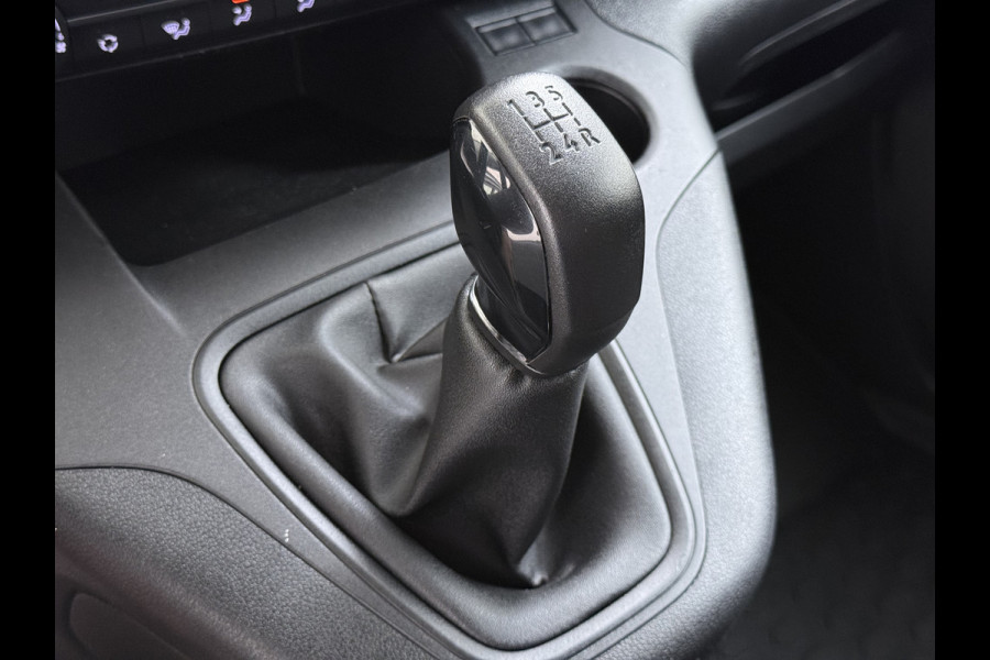 Opel Combo 1.5D 102PK L1H1 Koelkast+Inbouwladen Airco Navi Stoelverwarming Apple Carplay Android Auto Cruise Control DAB Bluetooth Pdc Euro 6 Achterklep Schuifdeur Wandbetimmering Betonplex Vloer 1e Eigenaar Dealeronderhouden Origineel Nederlandse Auto