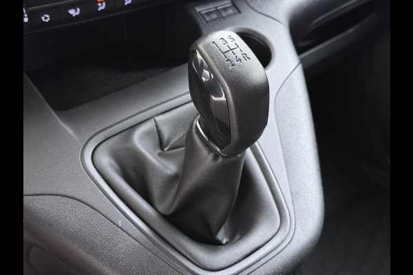 Opel Combo 1.5D 102PK L1H1 Koelkast+Inbouwladen Airco Navi Stoelverwarming Apple Carplay Android Auto Cruise Control DAB Bluetooth Pdc Euro 6 Achterklep Schuifdeur Wandbetimmering Betonplex Vloer 1e Eigenaar Dealeronderhouden Origineel Nederlandse Auto