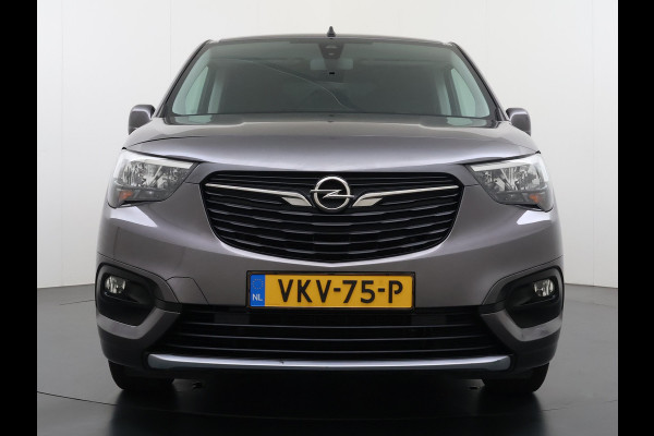 Opel Combo 1.5D 102PK L1H1 Koelkast+Inbouwladen Airco Navi Stoelverwarming Apple Carplay Android Auto Cruise Control DAB Bluetooth Pdc Euro 6 Achterklep Schuifdeur Wandbetimmering Betonplex Vloer 1e Eigenaar Dealeronderhouden Origineel Nederlandse Auto