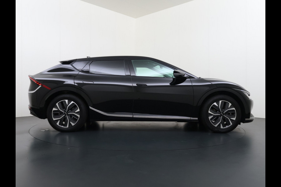 Kia Ev6 Plus 77.4kWh SOH 100% Trekhaak Adap.Cruise Warmtepomp Leder+Ventilatie+Verwarming Meridian®-Surround Verwarmd Stuur+Achterbank N Stoel-Memory Elek.Achterklep Privacy Glas USB Bluetooth DAB ESP Lane Assist 1.600KG Trekgewicht Dealeronderhouden