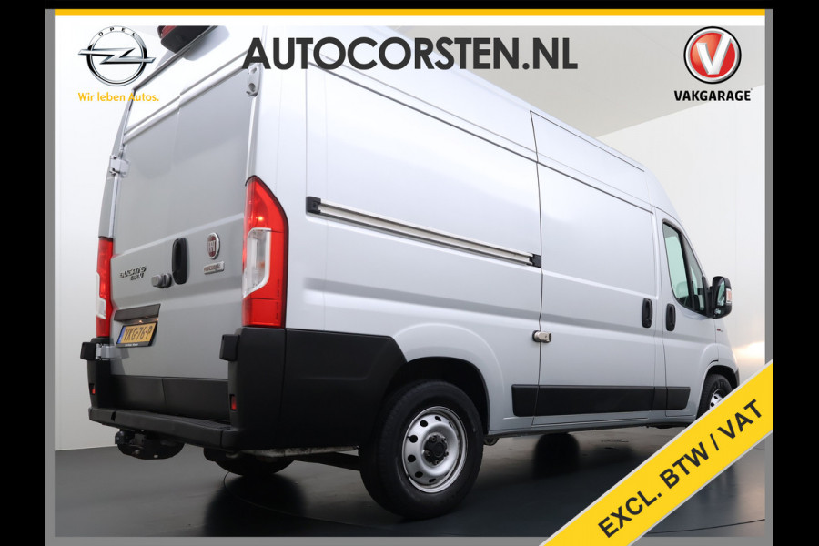 Fiat Ducato Maxi 35H 2.3D 141PK Automaat L2H1 3-Persoons Trekhaak Navi Camera Cruise Control Ecc Bluetooth Euro 6 Betonplexvloer Wandbetimmering Schuifdeur 3.000KG Trekgewicht