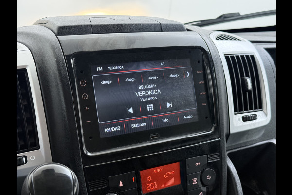 Fiat Ducato Maxi 35H 2.3D 141PK Automaat L2H1 3-Persoons Trekhaak Navi Camera Cruise Control Ecc Bluetooth Euro 6 Betonplexvloer Wandbetimmering Schuifdeur 3.000KG Trekgewicht