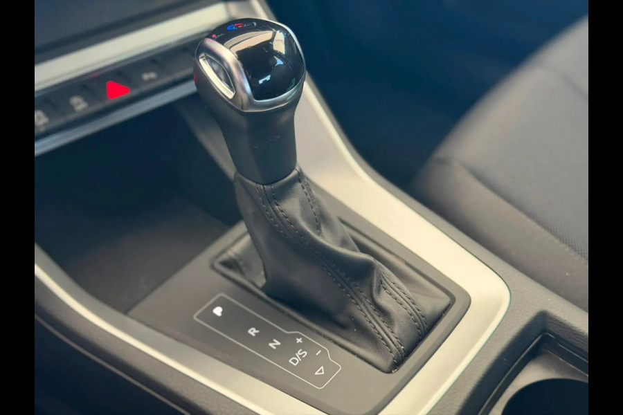 Audi Q3 35 TFSI S Line Pro S-Line (Goed OndH, Navi, Stoelv, Parkeersensoren V+A, Carplay (V), Digitale Dash, Etc)