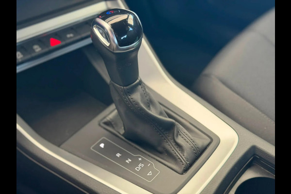 Audi Q3 35 TFSI S Line Pro S-Line (Goed OndH, Navi, Stoelv, Parkeersensoren V+A, Carplay (V), Digitale Dash, Etc)