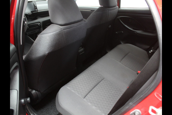 Toyota Yaris 1.5 Hybrid 115 Active CLIMATE | ADAPCRUISE | CARPLAY | DAB | LED | CAMERA | ISOFIX